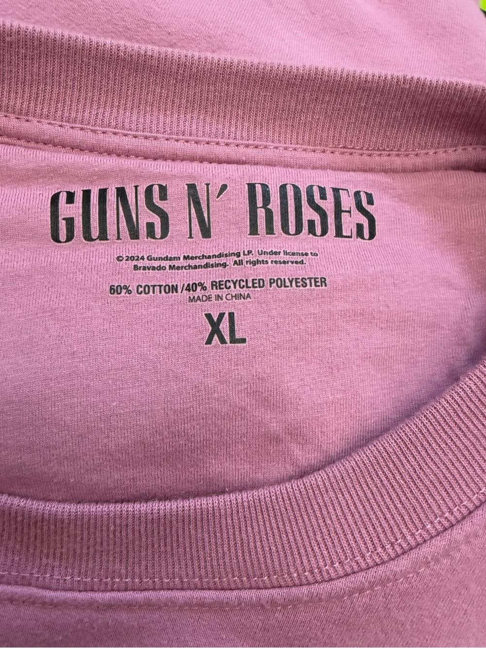 Guns N’ Roses Graphic Pink Sweatshirt Size XL Like NEW - Picture 3 of 3